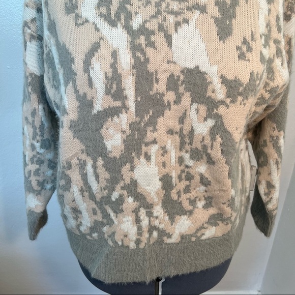 FRNCH Paris Abstract Sweater Crewneck Gray Pink - Picture 5 of 10